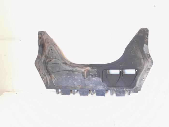 Cache de protection sous moteur