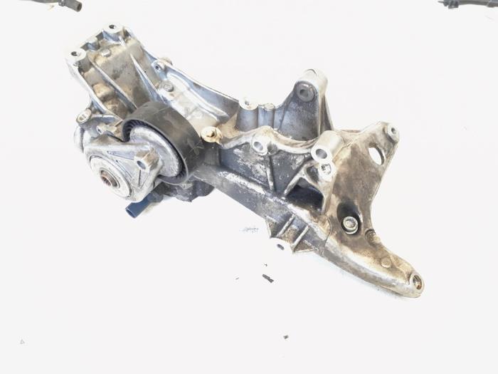 Gebrauchte Ölfiltergehäuse Audi A4 Avant (B8) 1.8 TFSI 16V Preis € 29,00 Margenregelung angeboten von GEJO Revisie & Onderdelen BV