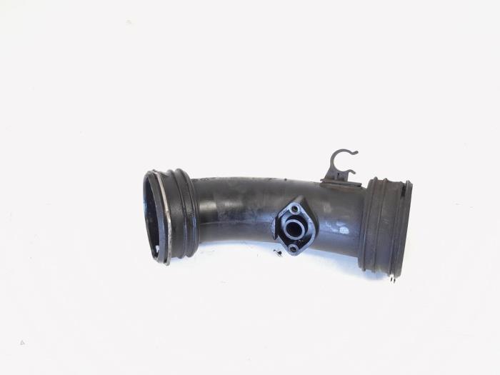 Gebrauchte Intercooler Schlauch Volkswagen Transporter T5 2.5 TDi Preis € 34,00 Margenregelung angeboten von GEJO Revisie & Onderdelen BV