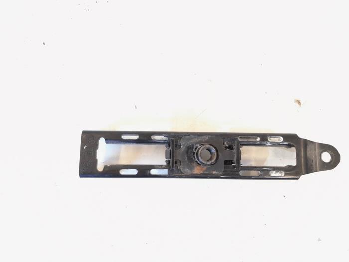 Divers d'un Volkswagen Transporter T5 2.5 TDi 2004