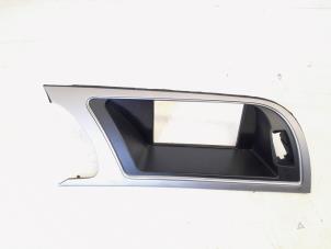 Begagnade Dekorstripe, instrumentbräda Audi A5 (8T3) 2.0 TFSI 16V Quattro Pris € 30,00 Marginaltabell erbjuds av GEJO Revisie & Onderdelen BV