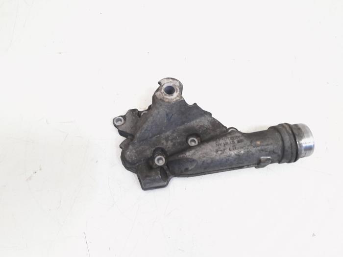 Thermostat housing