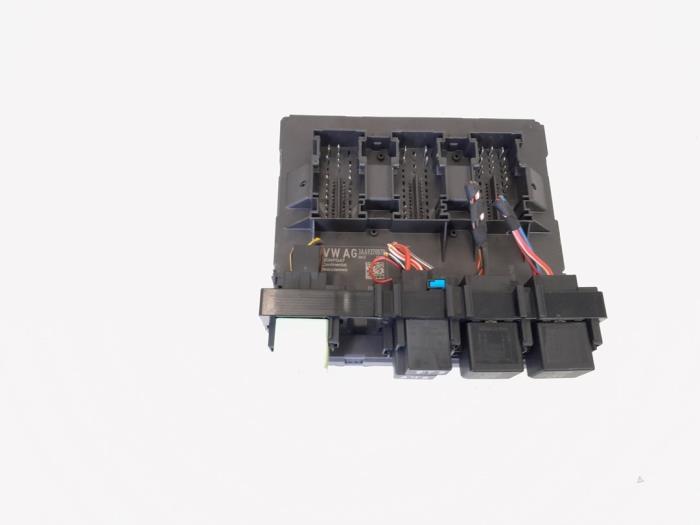 Używane Sterownik Body Control Volkswagen Passat Variant (365) 1.4 TSI 16V Cena € 49,99 Procedura marży oferowane przez GEJO Revisie & Onderdelen BV
