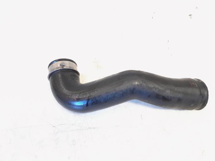 Gebrauchte Intercooler Schlauch Mercedes ML II (164/4JG) 3.0 ML-320 CDI 4-Matic V6 24V Preis € 9,00 Margenregelung angeboten von GEJO Revisie & Onderdelen BV