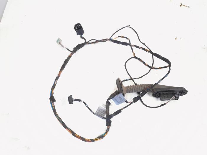 Usados Kabel (rózne) BMW 3 serie (E46/4) 316i Precio € 24,00 Norma de margen ofrecido por GEJO Revisie & Onderdelen BV