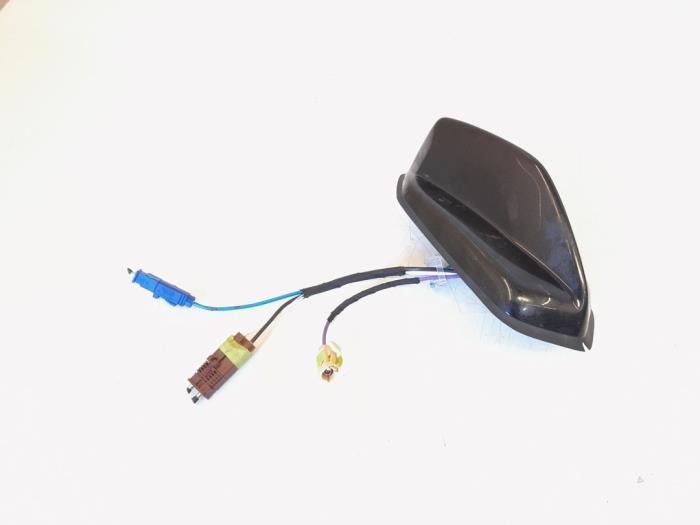 Używane Antena Lynk &amp; Co 01 1.5 PHEV Cena € 69,00 Procedura marży oferowane przez GEJO Revisie & Onderdelen BV