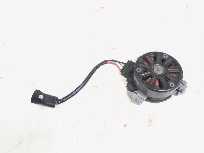 Begagnade Fläktmotor Lynk &amp; Co 01 1.5 PHEV Pris € 35,00 Marginaltabell erbjuds av GEJO Revisie & Onderdelen BV