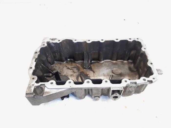 Usagé Couvercle carter Volkswagen Golf V (1K1) 2.0 GTI 16V Prix € 14,00 Règlement à la marge proposé par GEJO Revisie & Onderdelen BV