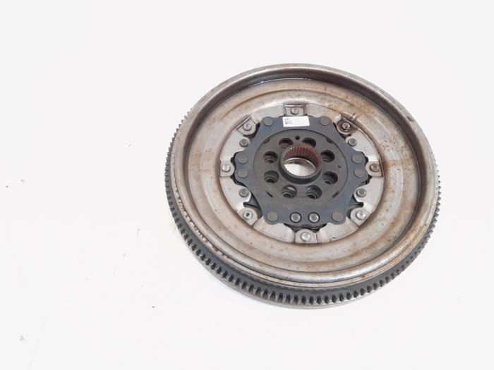Used Flywheel Volkswagen Golf VII (AUA) 2.0 R 4Motion 16V Price € 145,00 Margin scheme offered by GEJO Revisie & Onderdelen BV
