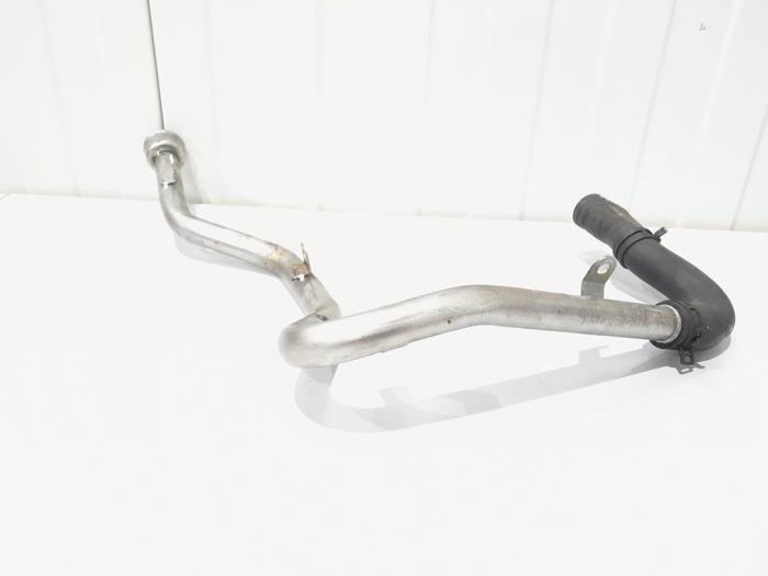 Gebrauchte Wasserrohr Mercedes A (W176) 2.0 A-250 Turbo 16V Preis € 33,00 Margenregelung angeboten von GEJO Revisie & Onderdelen BV