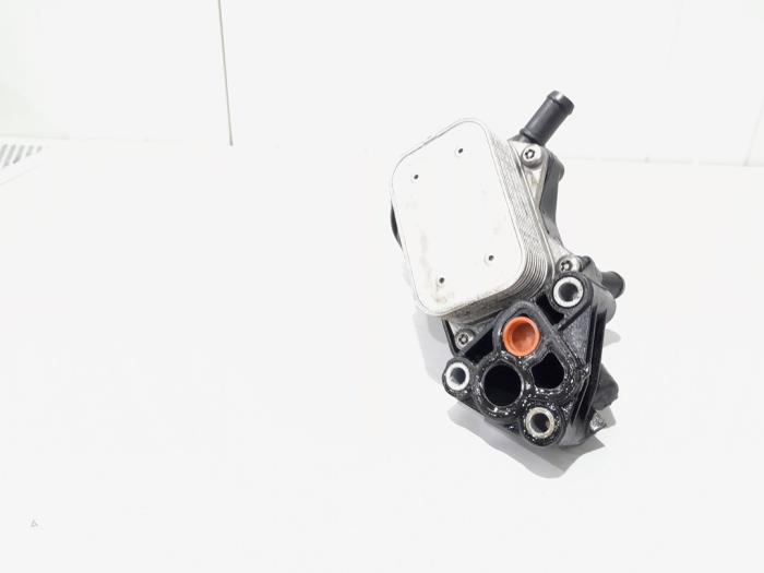 Gebrauchte Ölfiltergehäuse Mercedes A (W176) 2.0 A-250 Turbo 16V Preis € 28,00 Margenregelung angeboten von GEJO Revisie & Onderdelen BV