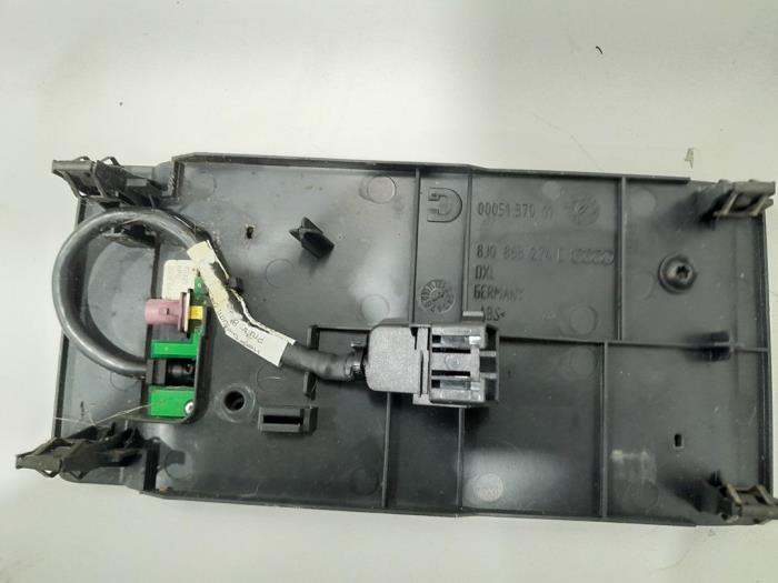 Begagnade Telefonmodul Audi TT (8J3) 2.0 TFSI 16V Pris € 35,00 Marginaltabell erbjuds av GEJO Revisie & Onderdelen BV