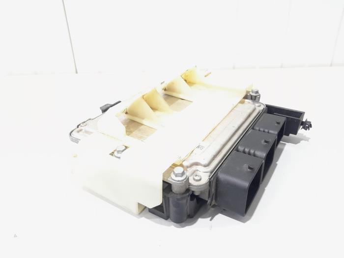 Used Engine management computer Landrover Range Rover Evoque (LVJ/LVS) 2.2 TD4 16V Price € 150,00 Margin scheme offered by GEJO Revisie & Onderdelen BV