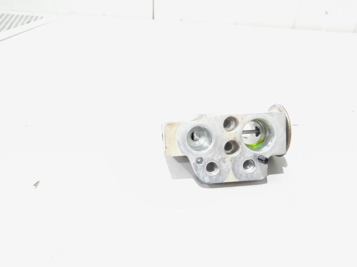 Gebrauchte Ausgleichventil Airco Volkswagen Golf Plus (5M1/1KP) 1.4 TSI 140 16V Preis € 9,00 Margenregelung angeboten von GEJO Revisie & Onderdelen BV
