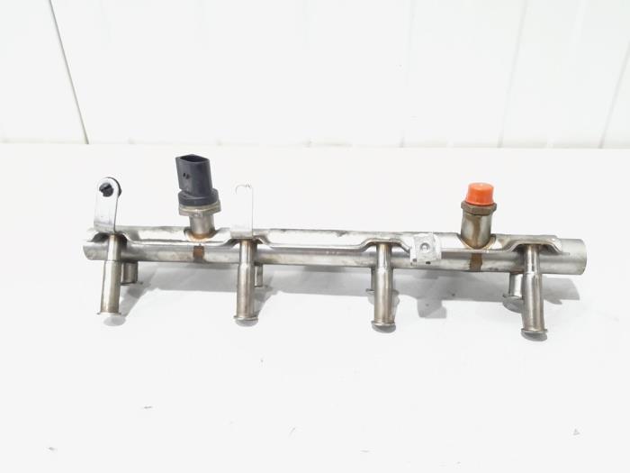 Gebrauchte Kraftstoffverteiler Audi A5 (8T3) 2.0 TFSI 16V Quattro Preis € 39,00 Margenregelung angeboten von GEJO Revisie & Onderdelen BV