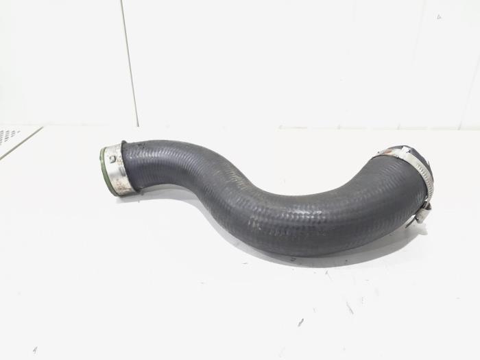 Usagé Tuyau intercooler Audi Q3 (8UB/8UG) 2.0 16V TFSI 200 Quattro Prix € 32,00 Règlement à la marge proposé par GEJO Revisie & Onderdelen BV