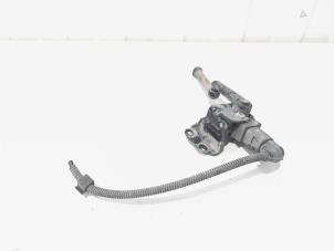 Używane Regulator wysokosci ksenonowy Audi Q3 (8UB/8UG) 2.0 16V TFSI 200 Quattro Cena € 34,00 Procedura marży oferowane przez GEJO Revisie & Onderdelen BV
