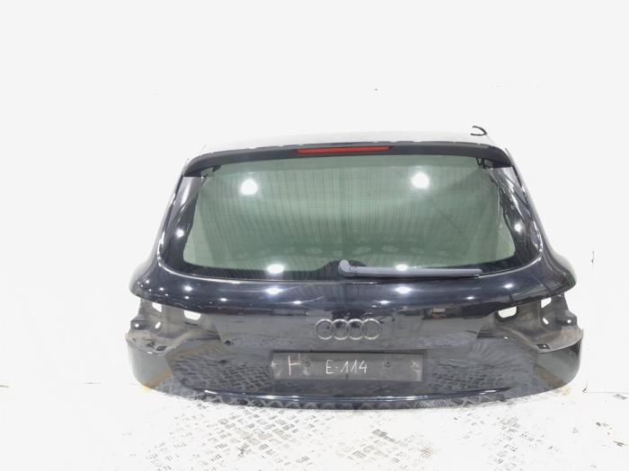 Używane Tylna klapa Audi Q7 (4LB) 3.6 FSI V6 24V Cena € 99,95 Procedura marży oferowane przez GEJO Revisie & Onderdelen BV