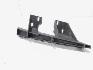 Usagé Support pare-chocs avant gauche Audi Q7 (4LB) 3.6 FSI V6 24V Prix € 10,00 Règlement à la marge proposé par GEJO Revisie & Onderdelen BV