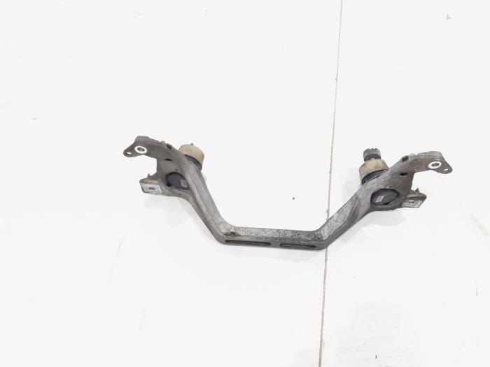 Used Engine mount Audi Q7 (4LB) 3.6 FSI V6 24V Price € 94,95 Margin scheme offered by GEJO Revisie & Onderdelen BV