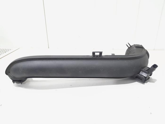 Usagé Tube intercooler Seat Ibiza IV SC (6J1) 1.2 TSI 16V Prix € 19,00 Règlement à la marge proposé par GEJO Revisie & Onderdelen BV