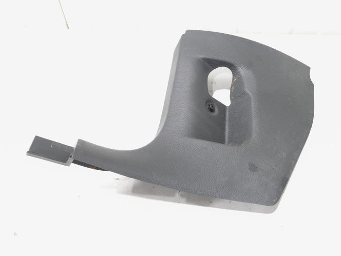 Footwell side trim