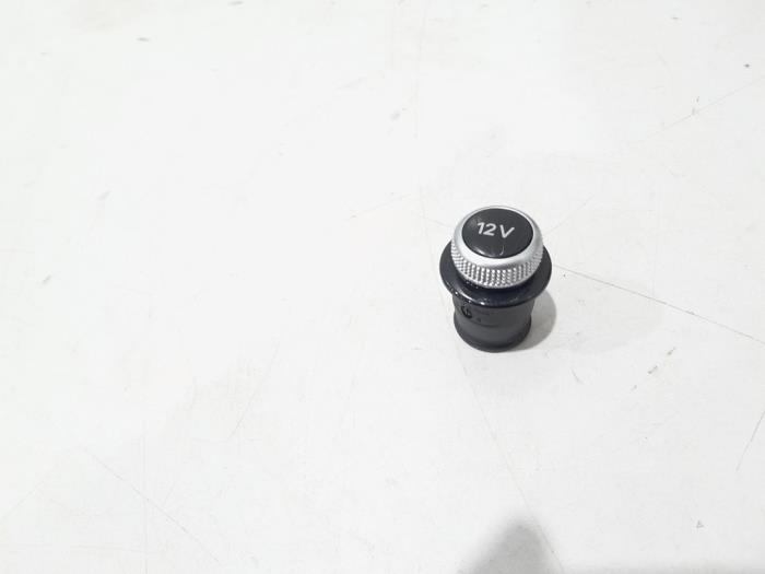Gebrauchte Zigarettenanzünder Audi A3 Sportback (8VA/8VF) 1.4 TFSI ACT Ultra 16V Preis € 5,00 Margenregelung angeboten von GEJO Revisie & Onderdelen BV