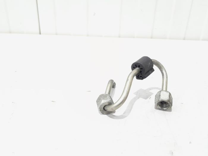 Usagé Conduit de carburant Volkswagen Golf VI (5K1) 1.6 TDI 16V Prix € 24,00 Règlement à la marge proposé par GEJO Revisie & Onderdelen BV