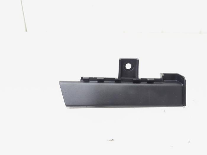 Begagnade Dekorstripe Lynk &amp; Co 01 1.5 PHEV Pris € 19,00 Marginaltabell erbjuds av GEJO Revisie & Onderdelen BV