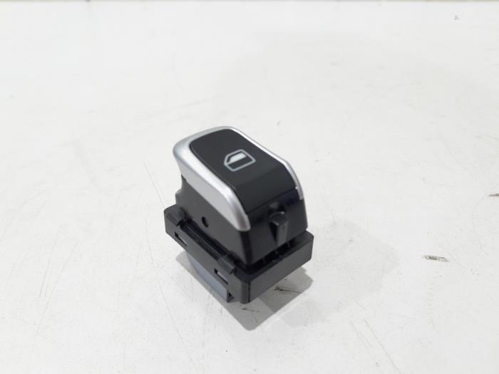 Usados Interruptor de ventanilla eléctrica Audi S4 Avant (B8) S4 3.0 TFSI V6 24V Precio € 7,00 Norma de margen ofrecido por GEJO Revisie & Onderdelen BV