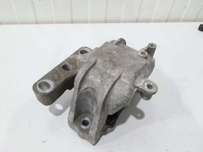 Used Engine mount Audi A3 (8P1) 1.8 16V TFSI Price € 9,00 Margin scheme offered by GEJO Revisie & Onderdelen BV