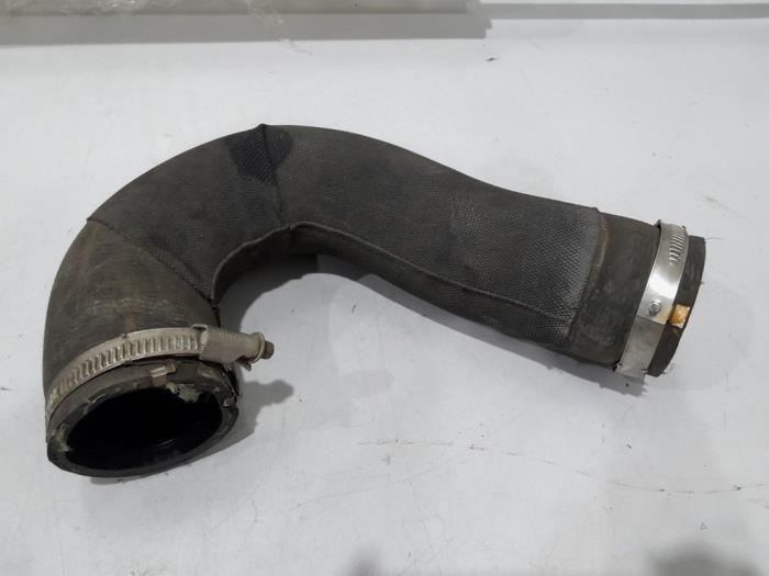 Gebrauchte Intercooler Schlauch Audi A6 (C7) 2.0 TDI 16V Preis € 24,00 Margenregelung angeboten von GEJO Revisie & Onderdelen BV