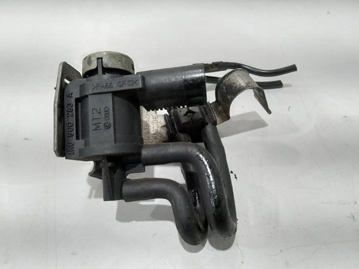 Usagé Régulateur pression turbo Volkswagen Golf VI (5K1) 1.6 TDI 16V Prix € 8,95 Règlement à la marge proposé par GEJO Revisie & Onderdelen BV