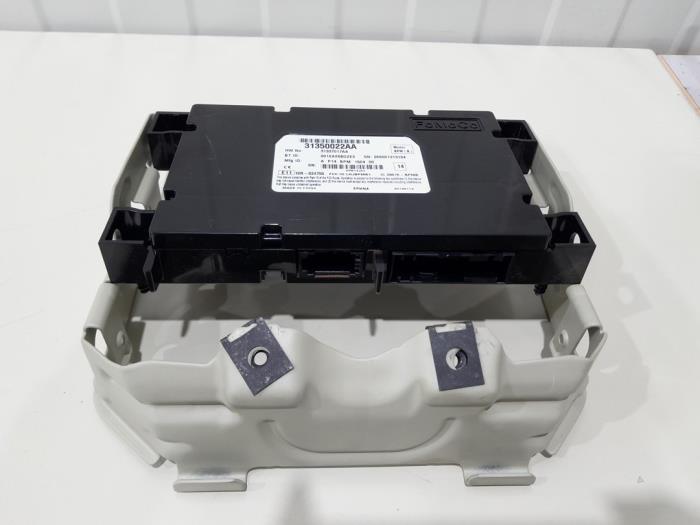 Usados Módulo Bluetooth Volvo V50 (MW) 1.6 D2 16V Precio € 85,00 Norma de margen ofrecido por GEJO Revisie & Onderdelen BV
