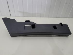 Begagnade Skydd, diverse Volvo V50 (MW) 1.6 D2 16V Pris € 10,00 Marginaltabell erbjuds av GEJO Revisie & Onderdelen BV