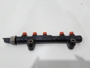 Begagnade Bränsleinsprutningsmunstycke Volvo V50 (MW) 1.6 D2 16V Pris € 74,00 Marginaltabell erbjuds av GEJO Revisie & Onderdelen BV