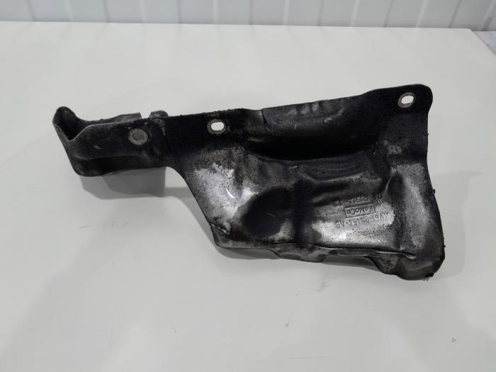 Begagnade Värmesköld Volvo V50 (MW) 1.6 D2 16V Pris € 24,00 Marginaltabell erbjuds av GEJO Revisie & Onderdelen BV