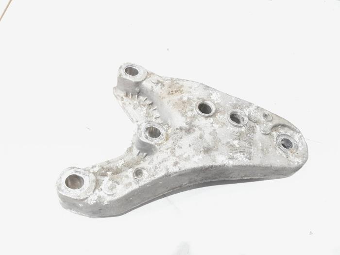 Gebrauchte Motorlager Volkswagen Polo IV (9N1/2/3) 1.4 TDI 80 Preis € 13,00 Margenregelung angeboten von GEJO Revisie & Onderdelen BV
