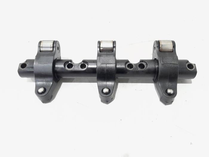 Usagé Axe culbuteur Volkswagen Polo IV (9N1/2/3) 1.4 TDI 80 Prix € 90,00 Règlement à la marge proposé par GEJO Revisie & Onderdelen BV