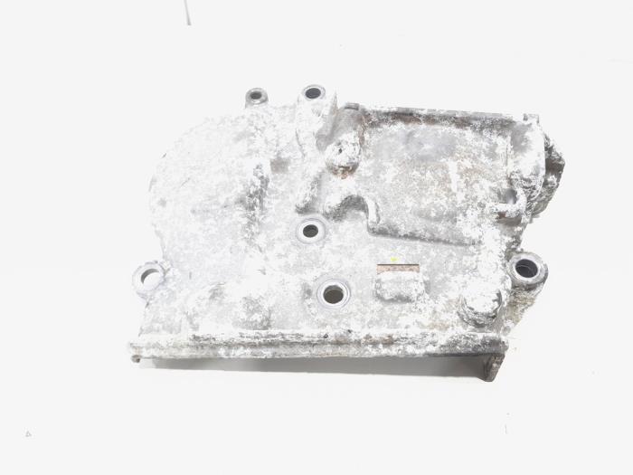 Usagé Couvercle de distribution Renault Espace (JK) 2.0 16V Turbo Prix € 24,00 Règlement à la marge proposé par GEJO Revisie & Onderdelen BV