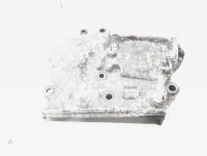 Używane Obudowa rozrzadu Renault Espace (JK) 2.0 16V Turbo Cena € 24,00 Procedura marży oferowane przez GEJO Revisie & Onderdelen BV