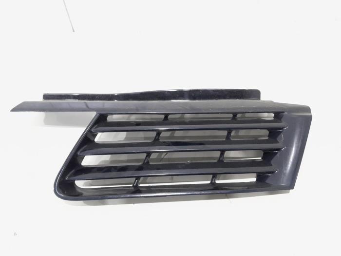 Gebrauchte Grill Renault Espace (JK) 2.0 16V Turbo Preis € 10,00 Margenregelung angeboten von GEJO Revisie & Onderdelen BV
