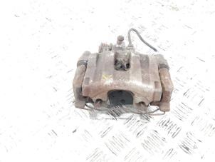 Używane Zacisk hamulcowy lewy tyl Renault Espace (JK) 2.0 16V Turbo Cena € 29,00 Procedura marży oferowane przez GEJO Revisie & Onderdelen BV