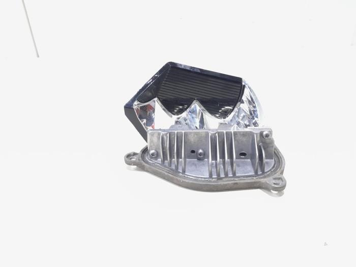 Używane Lampa LED Volkswagen Passat Variant (3G5) 1.6 TDI 16V Cena € 68,95 Procedura marży oferowane przez GEJO Revisie & Onderdelen BV