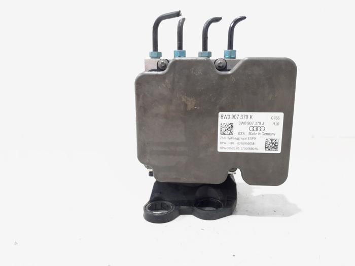 Używane Pompa ABS Audi A4 Avant (B9) 2.0 TDI Ultra 16V Cena € 239,95 Procedura marży oferowane przez GEJO Revisie & Onderdelen BV