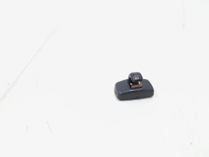 Sun visor clip