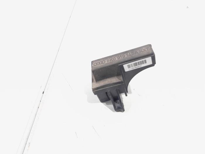 Używane Antena (rózne) Audi A3 Cabriolet (8P7) 1.2 TFSI Cena € 24,95 Procedura marży oferowane przez GEJO Revisie & Onderdelen BV