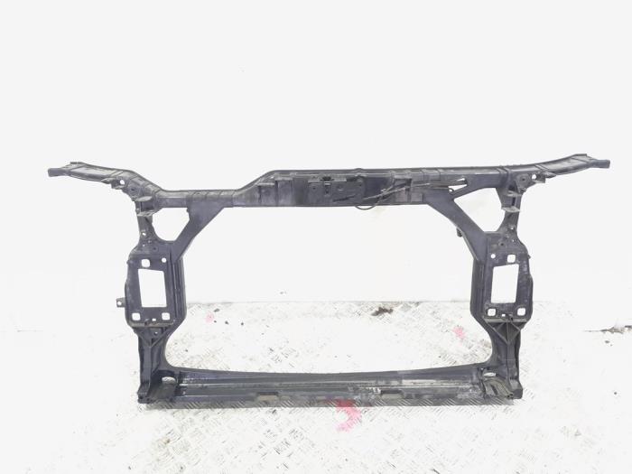 Używane Panel przedni Audi A5 Sportback (8TA) 1.8 TFSI 16V Cena € 60,00 Procedura marży oferowane przez GEJO Revisie & Onderdelen BV