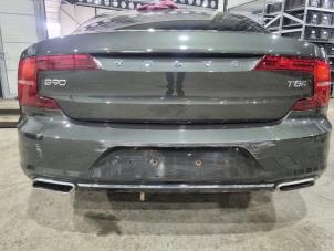 Usados Parachoques trasero Volvo S90 II 2.0 T8 Twin Engine 16V AWD Precio € 450,00 Norma de margen ofrecido por GEJO Revisie & Onderdelen BV