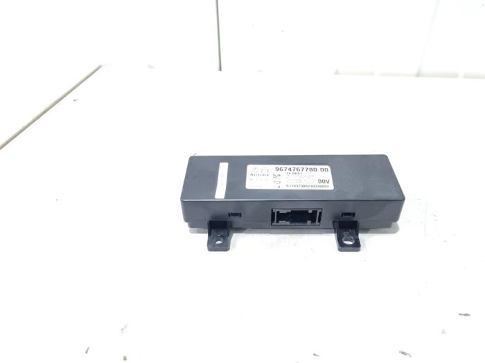 Begagnade Bluetooth-modul Peugeot RCZ (4J) 1.6 16V THP Pris € 9,00 Marginaltabell erbjuds av GEJO Revisie & Onderdelen BV